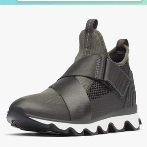 SOREL Kinetic Sneak Strap Sneakers army green gray black Women's 10